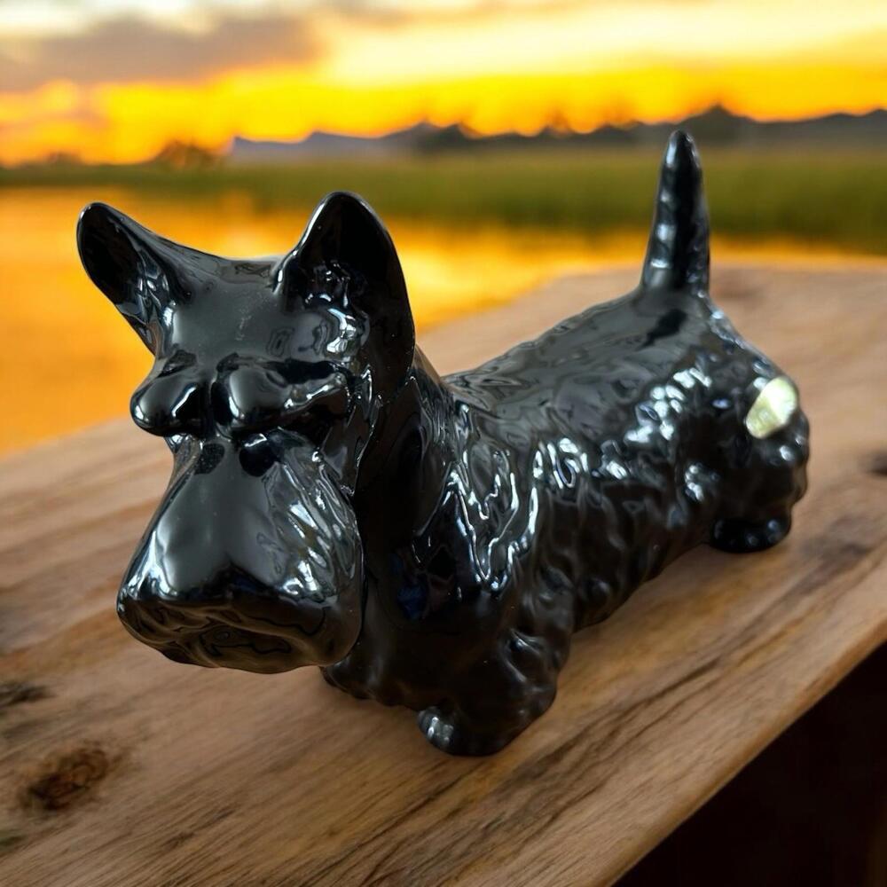 Beswick Scottish Terrier Scottie Dog Figurine 6.7 in Long